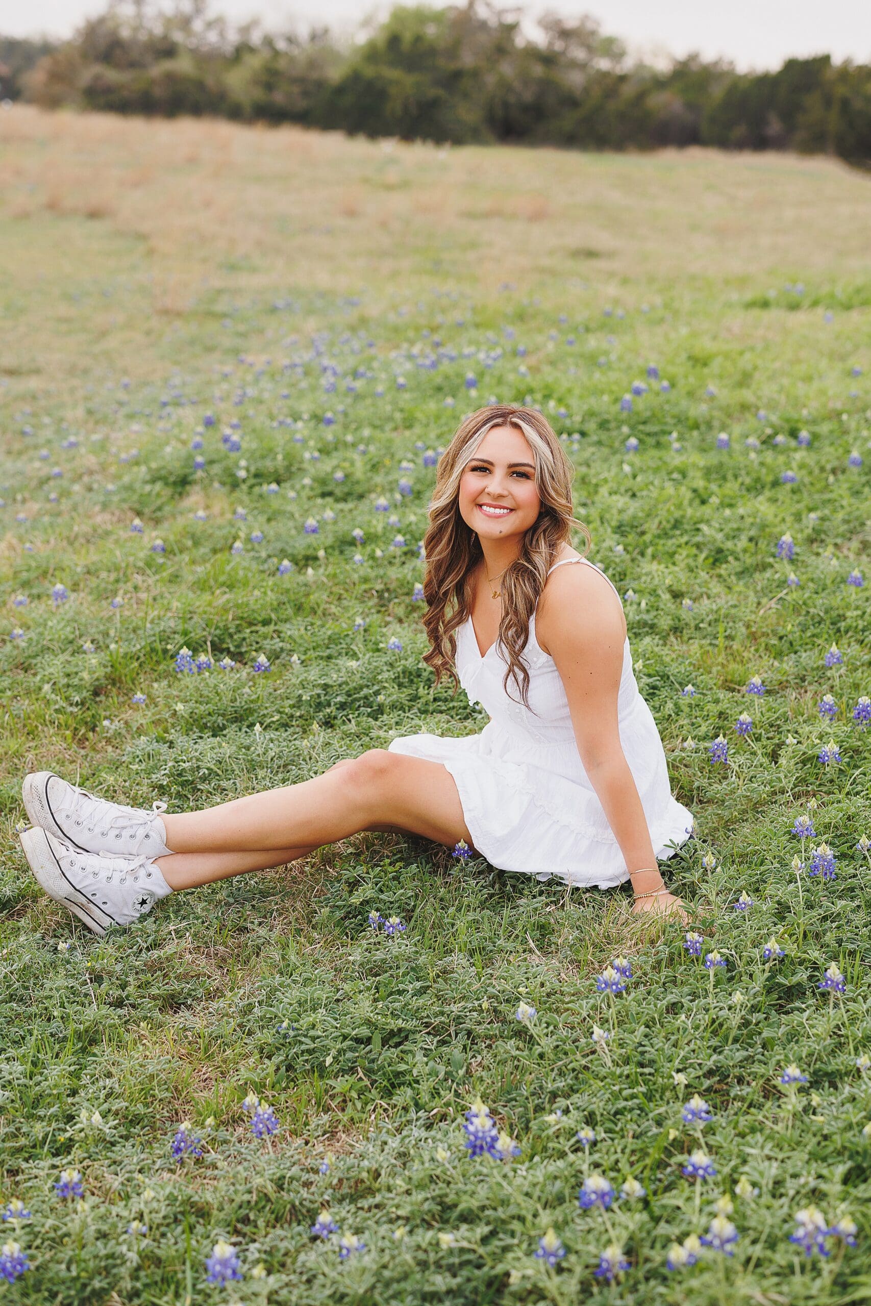 Austin Texas Spring Bluebonnet senior photos by Keala Jarvis Photography