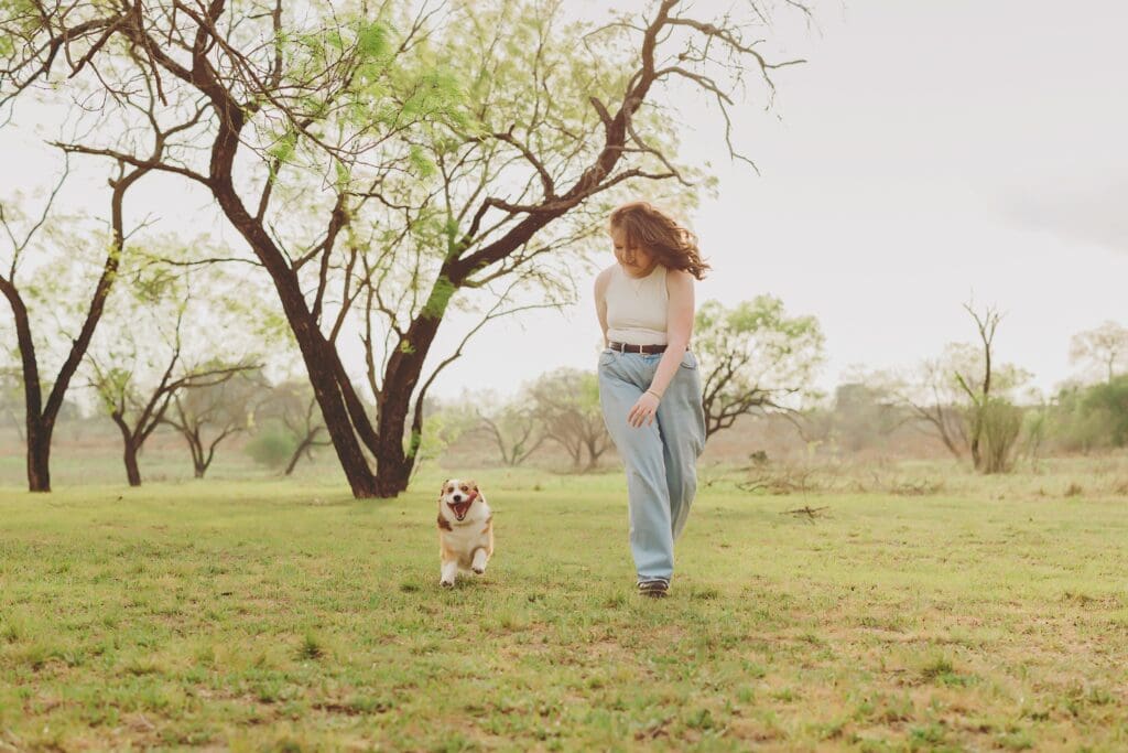 Corgi Dog High School Senior Photos Spring Austin Texas by Keala Jarvis Photography