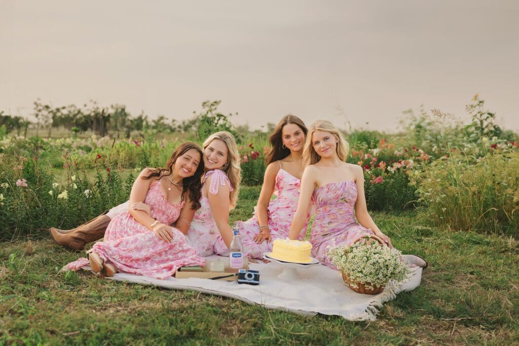 Austin Texas Flower Farm Group High School Senior Photos by Keala Jarvis Photography