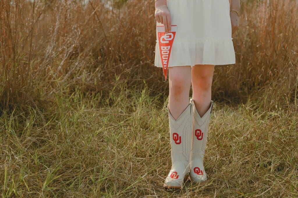 Austin Texas Cooperas Cove High School Senior Photos at Common Fords University of Oklahoma Announcement by Keala Jarvis Photography